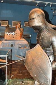 Südsauerlandmuseum Attendorn - Leben auf einer Burg