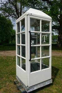 Bücherspenden erwünscht 1 bucherschrank telefonzelle 1
