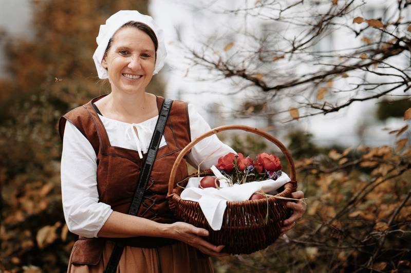 Mit der Markfrau Hulda und dem Nachtwächer durch Attendorn 1 marktfrau hulda stefan burghaus
